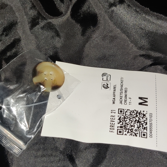 NWT- Plaid Woven Long Shacket - Picture 4 of 6